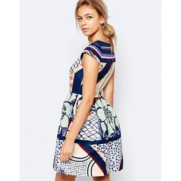 BNWT Ted Baker London Tribal WRENNIE Print Cap Sleeve Dress - Picture 3 of 12